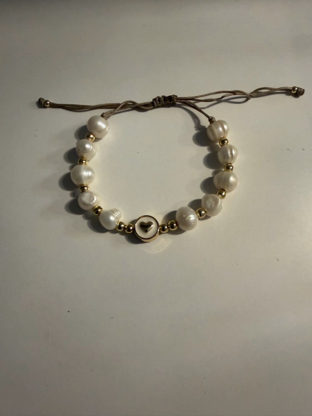 Pearl and Gold Heart Bead Adjustable Bracelet - White